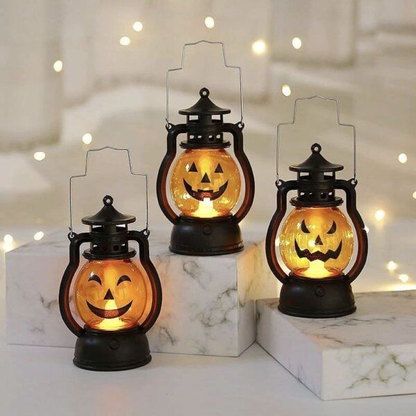 Halloween Pumpkin Skull Lantern_0018_pumpkin-skull-led-pony-lantern-halloween_main-0.jpg
